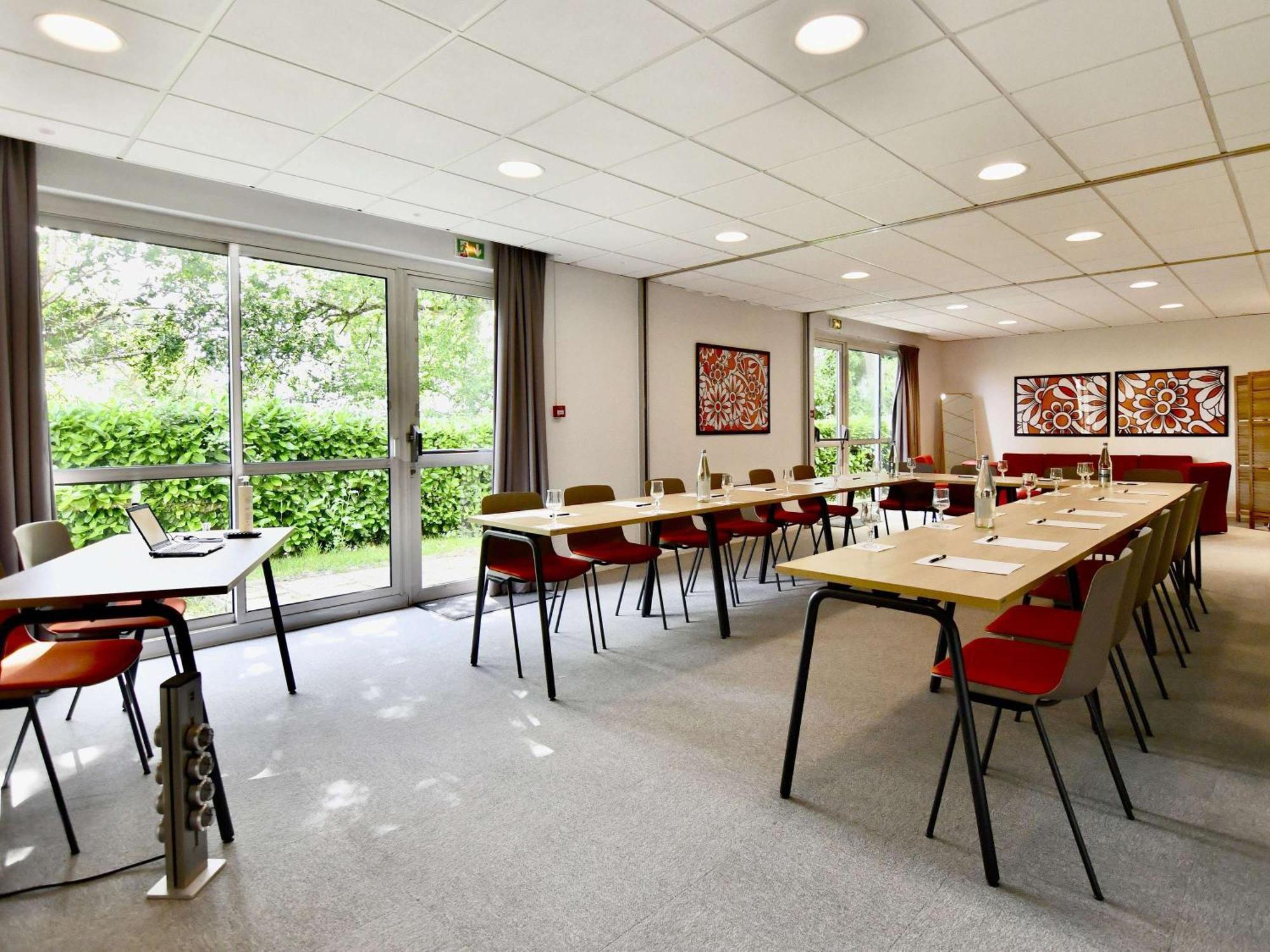 Ibis Quimper Hotel Exterior photo